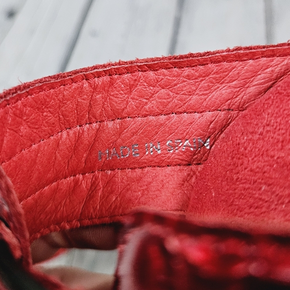 HELLE COMFORT | snake reptile print leather open toe comfort heeled sandals - Picture 13 of 13